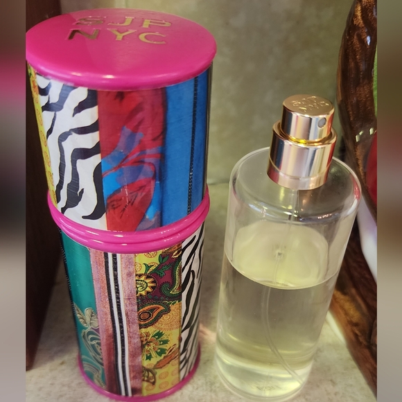 Sara Jessica Parker SJP NYC fragrance 70% full - Picture 2 of 2